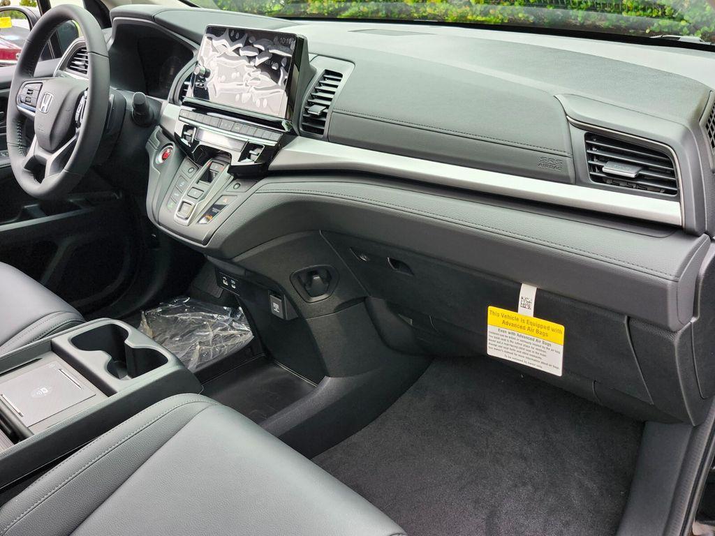 new 2026 Honda Odyssey car, priced at $45,320