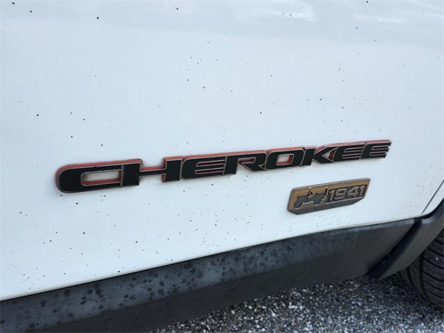 used 2017 Jeep Cherokee car, priced at $13,662