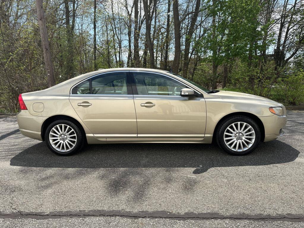 used 2007 Volvo S80 car, priced at $6,995