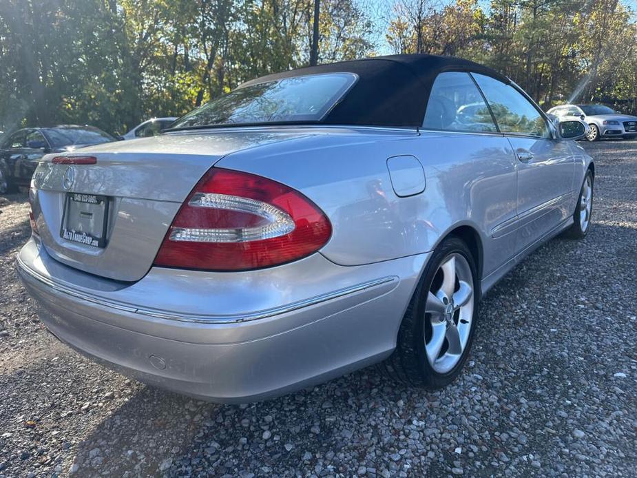 used 2005 Mercedes-Benz CLK-Class car, priced at $9,995