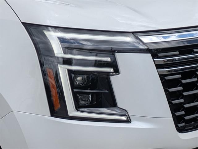 new 2025 Nissan Armada car, priced at $55,929