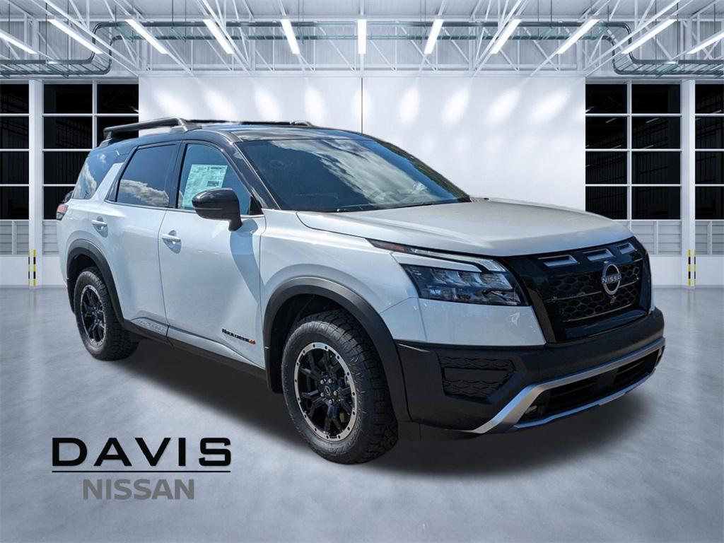 new 2025 Nissan Pathfinder car, priced at $45,025