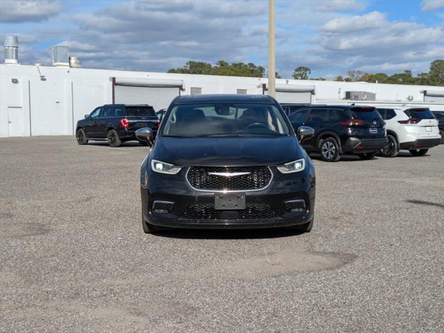 used 2022 Chrysler Pacifica Hybrid car, priced at $26,417