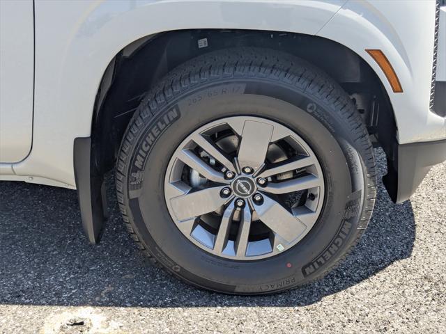 new 2025 Nissan Frontier car, priced at $39,927