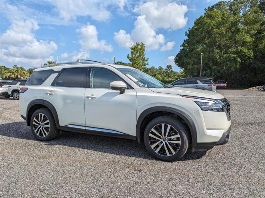 new 2024 Nissan Pathfinder car, priced at $46,560