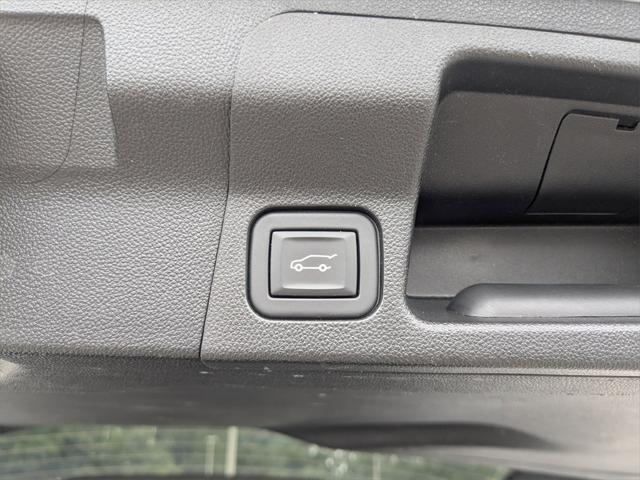 used 2023 GMC Acadia car, priced at $29,595