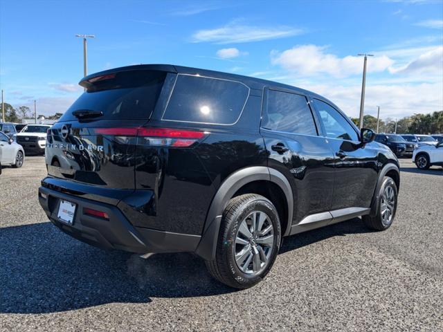 new 2025 Nissan Pathfinder car, priced at $35,950