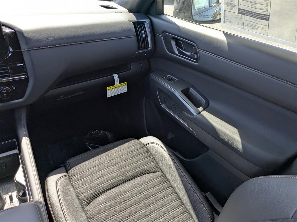 new 2025 Nissan Pathfinder car, priced at $42,075