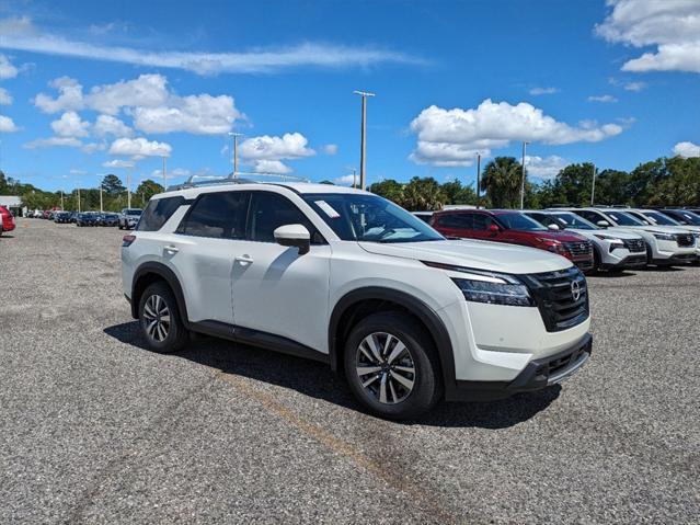 new 2024 Nissan Pathfinder car, priced at $38,001