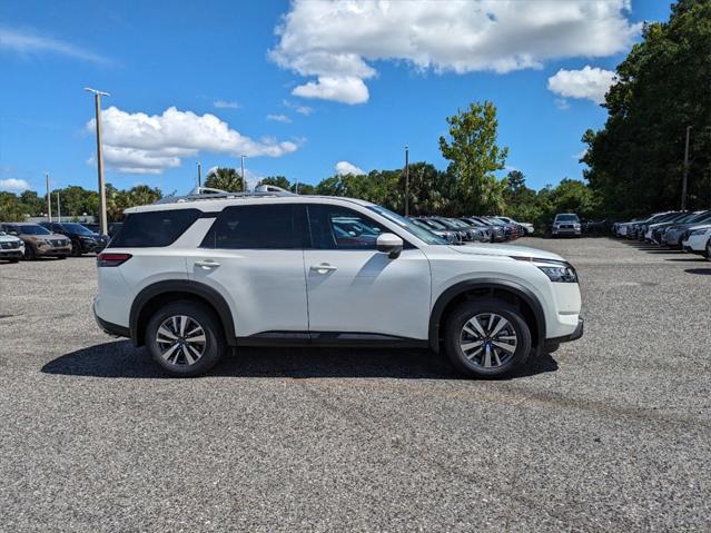 new 2024 Nissan Pathfinder car, priced at $38,001