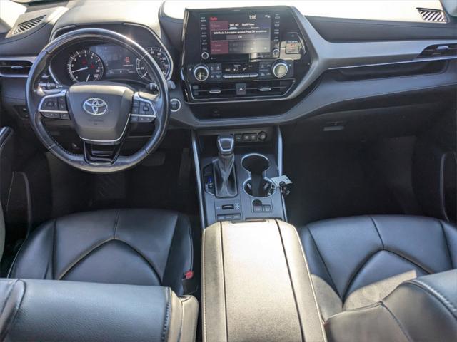 used 2021 Toyota Highlander car, priced at $30,499