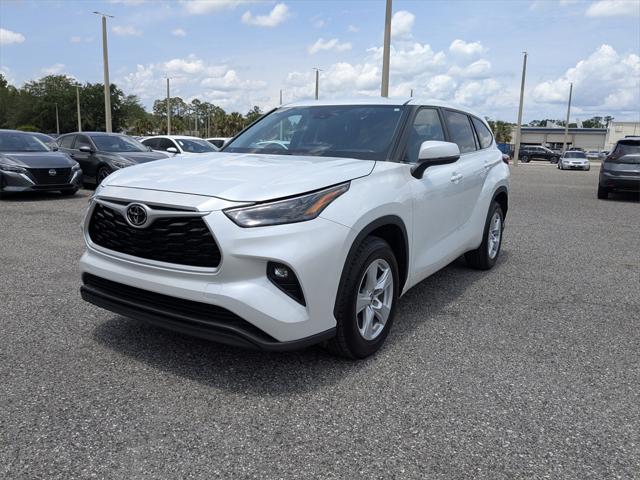used 2023 Toyota Highlander car, priced at $35,998