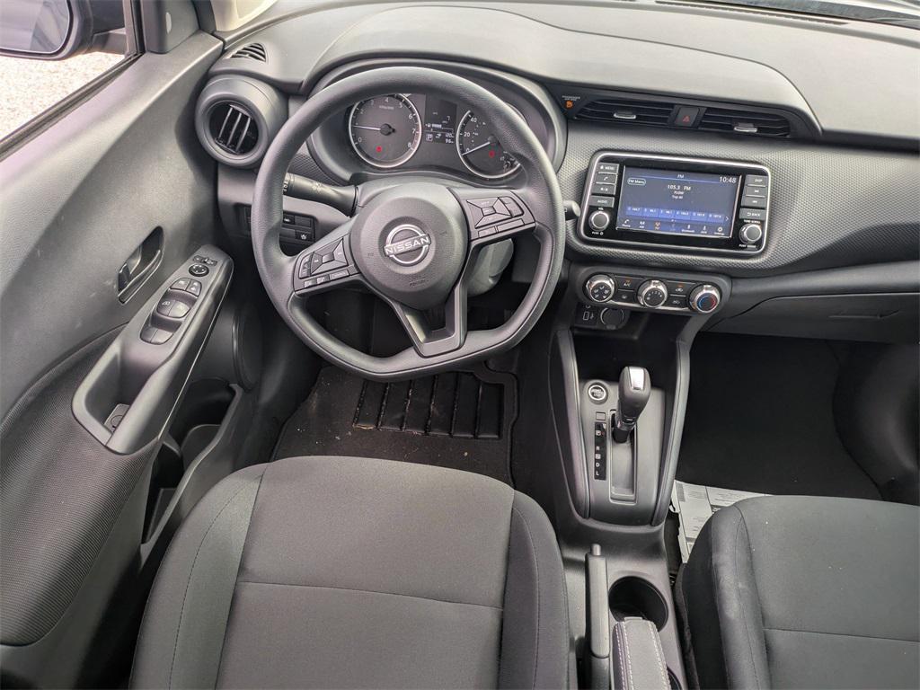 new 2025 Nissan Kicks car