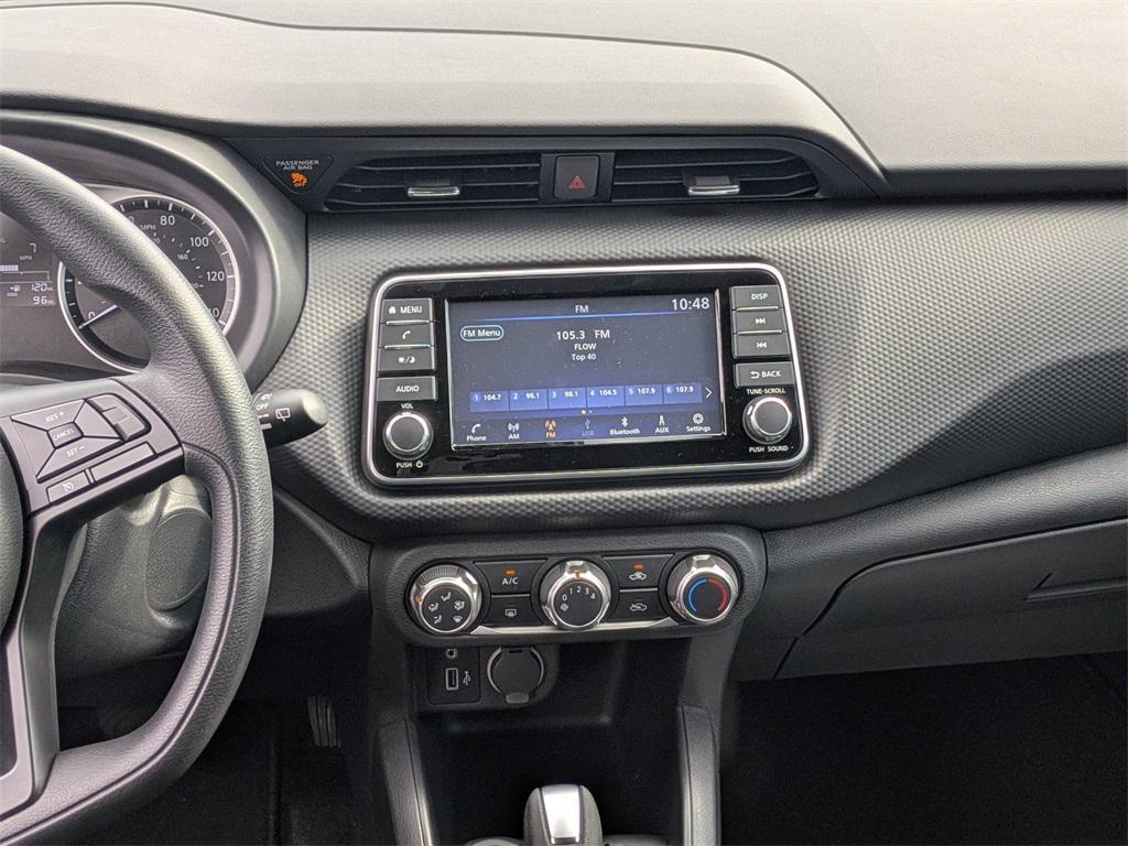 new 2025 Nissan Kicks car