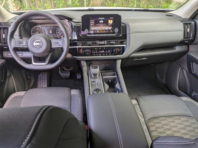 new 2024 Nissan Pathfinder car, priced at $39,974