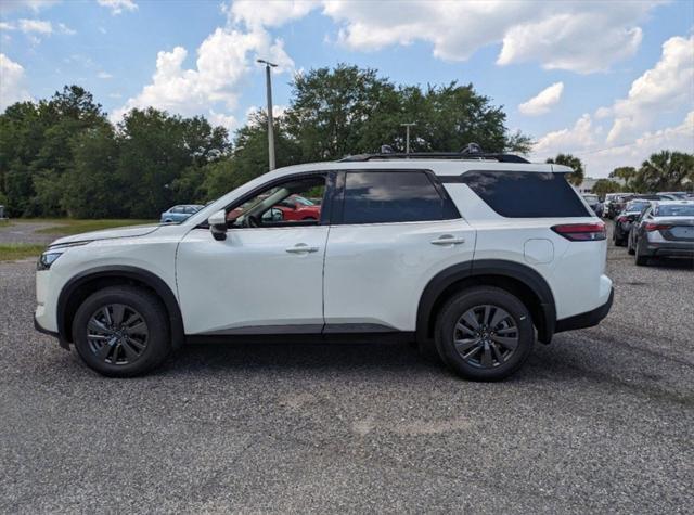 new 2024 Nissan Pathfinder car, priced at $39,974