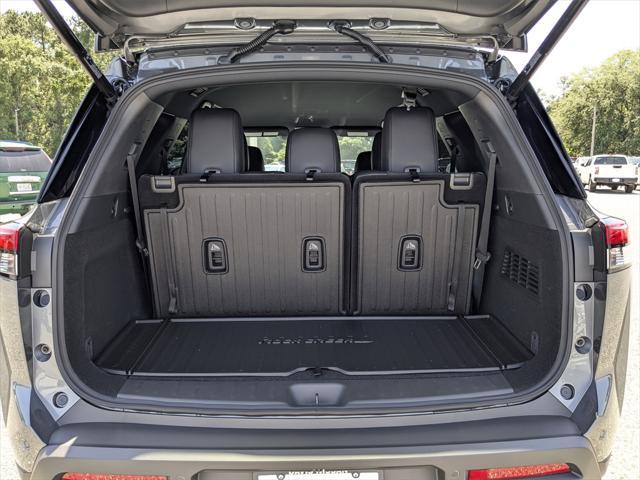 new 2025 Nissan Pathfinder car, priced at $40,910