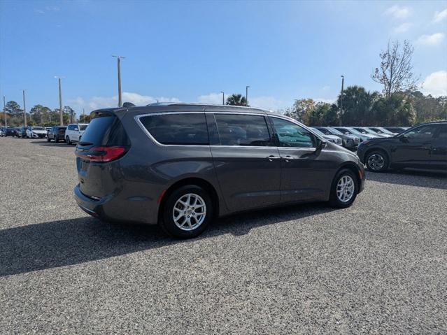 used 2021 Chrysler Pacifica car, priced at $18,995