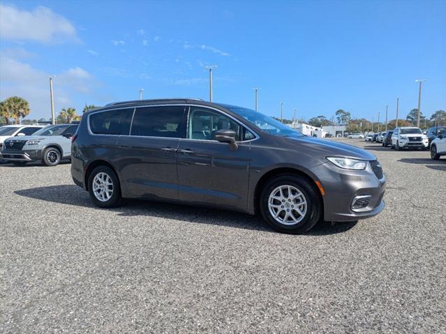 used 2021 Chrysler Pacifica car, priced at $18,995