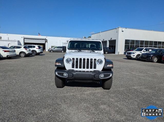 used 2023 Jeep Gladiator car, priced at $31,571