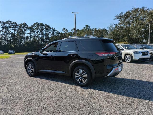 new 2024 Nissan Pathfinder car, priced at $40,360