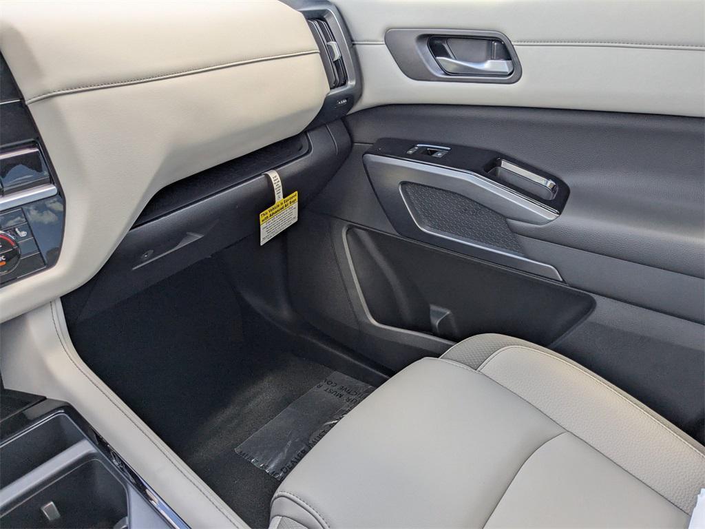 new 2025 Nissan Pathfinder car, priced at $44,250