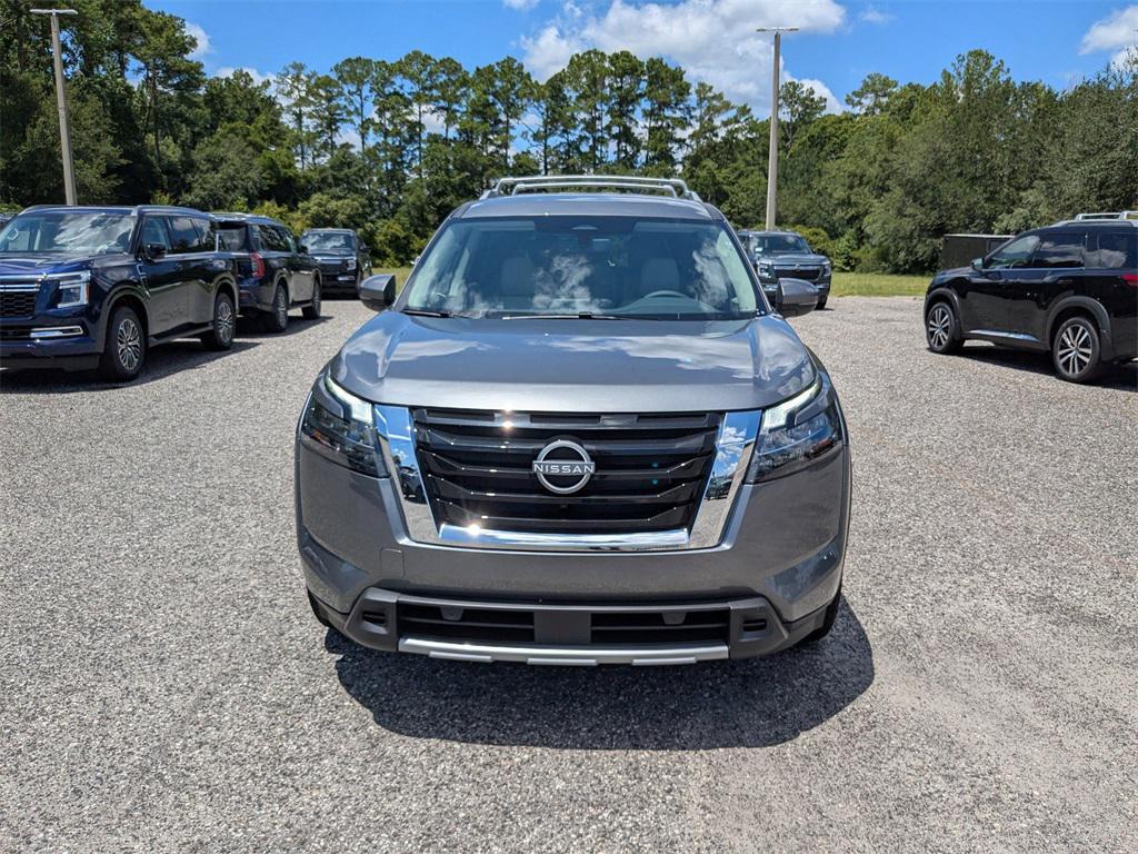 new 2025 Nissan Pathfinder car, priced at $44,250
