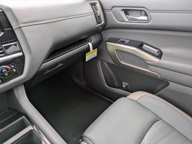 new 2025 Nissan Pathfinder car, priced at $45,350