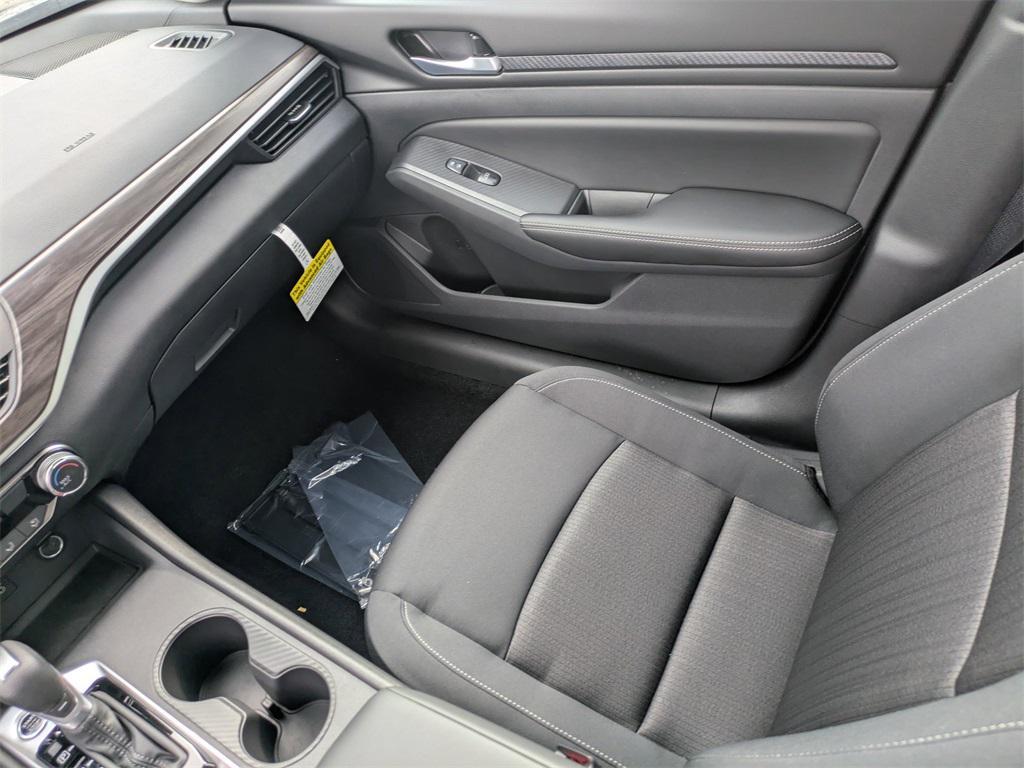 new 2025 Nissan Altima car, priced at $26,998