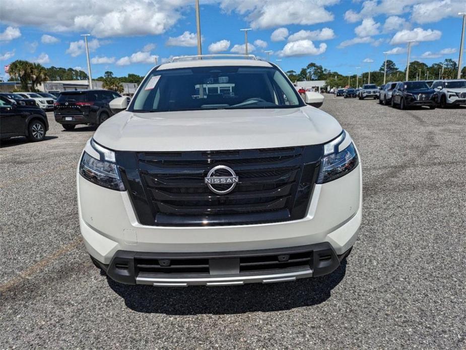 new 2024 Nissan Pathfinder car, priced at $43,659