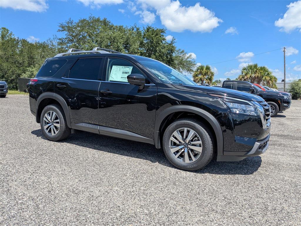 new 2025 Nissan Pathfinder car, priced at $44,340