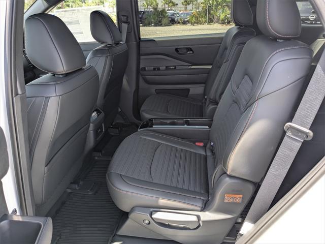 new 2025 Nissan Pathfinder car, priced at $40,910
