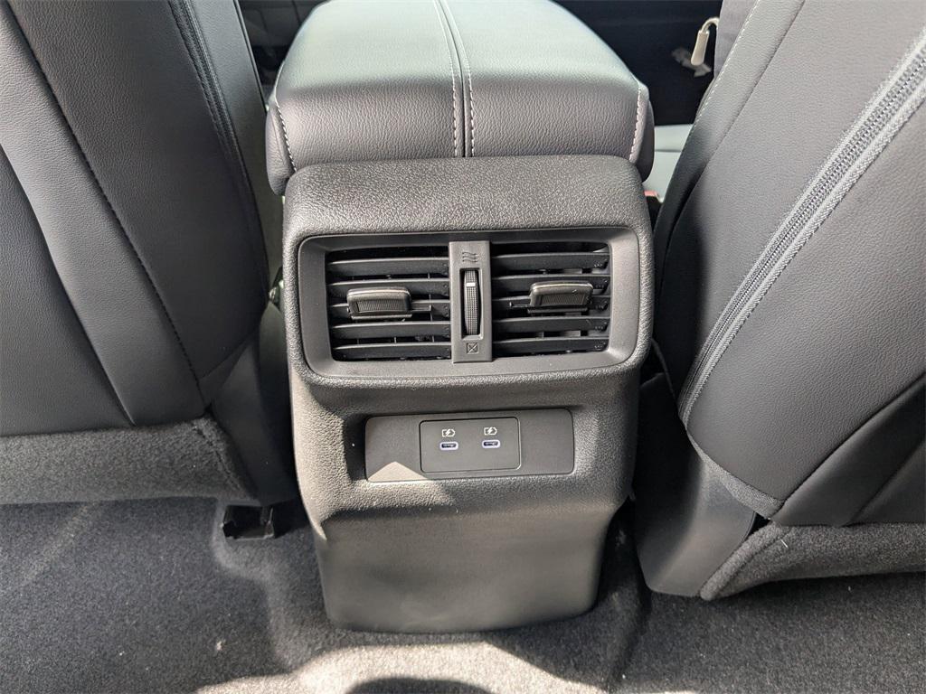 new 2025 Nissan Murano car, priced at $41,085