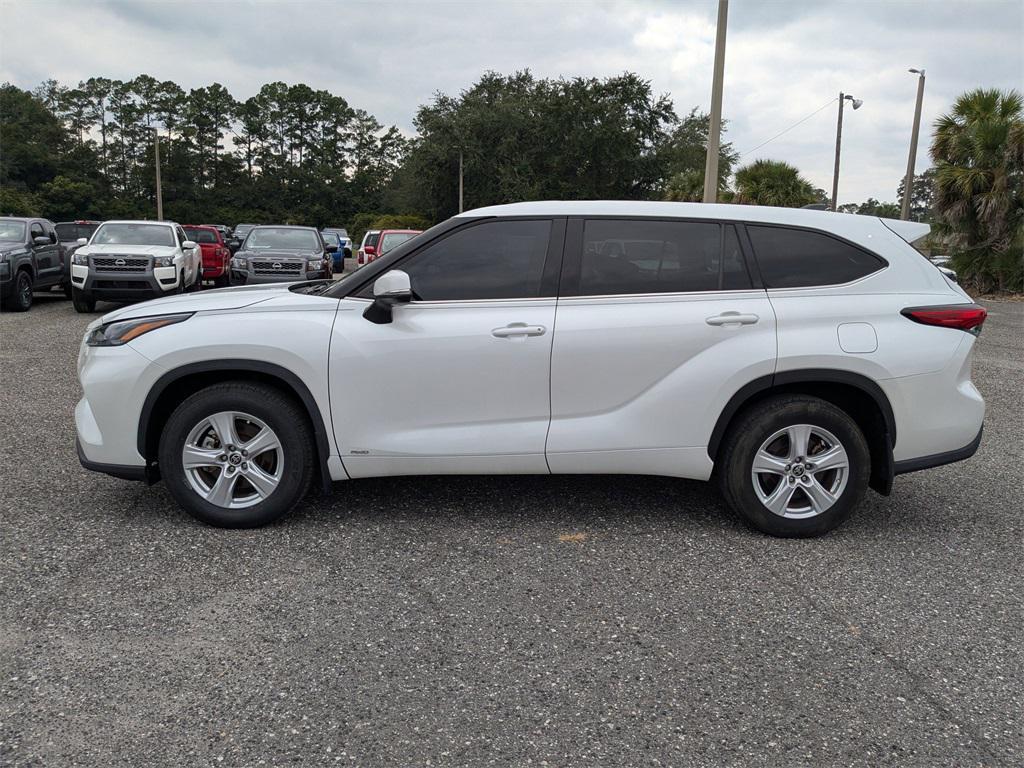 used 2022 Toyota Highlander Hybrid car, priced at $36,700