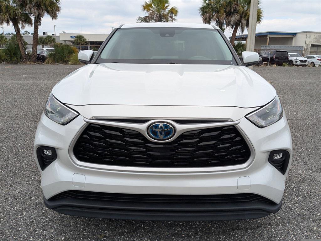 used 2022 Toyota Highlander Hybrid car, priced at $36,700
