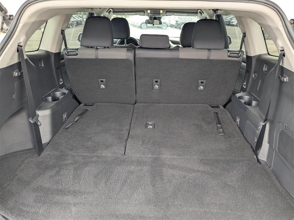 used 2022 Toyota Highlander Hybrid car, priced at $36,700