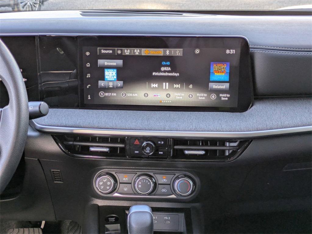 new 2025 Nissan Kicks car, priced at $23,095