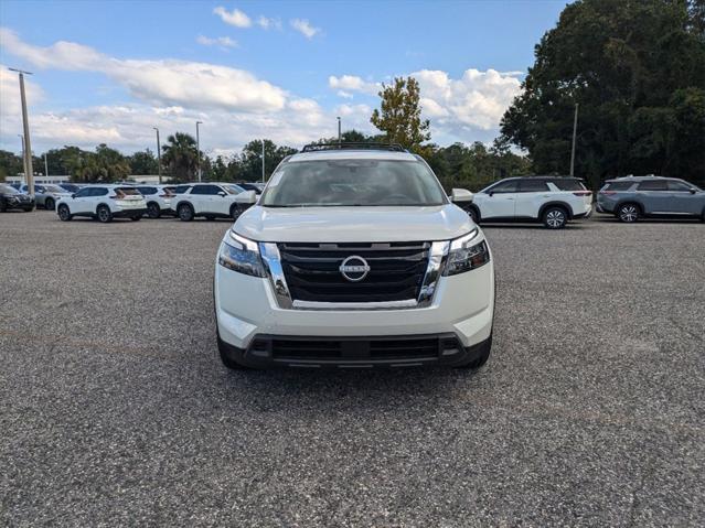 new 2024 Nissan Pathfinder car, priced at $37,724