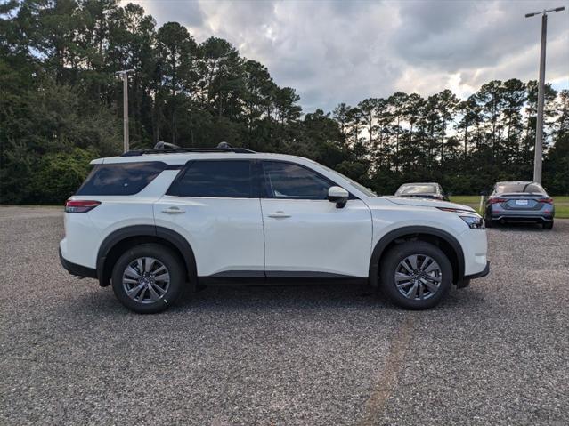 new 2024 Nissan Pathfinder car, priced at $37,724