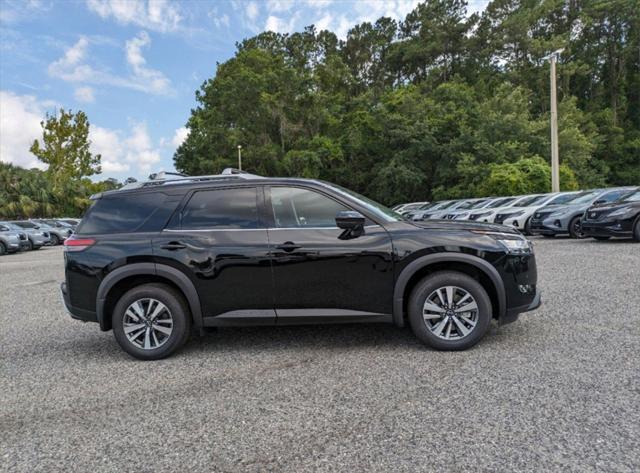 new 2024 Nissan Pathfinder car, priced at $38,282