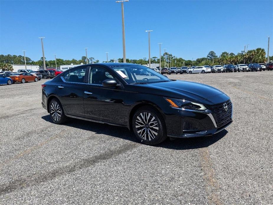 new 2024 Nissan Altima car, priced at $24,754
