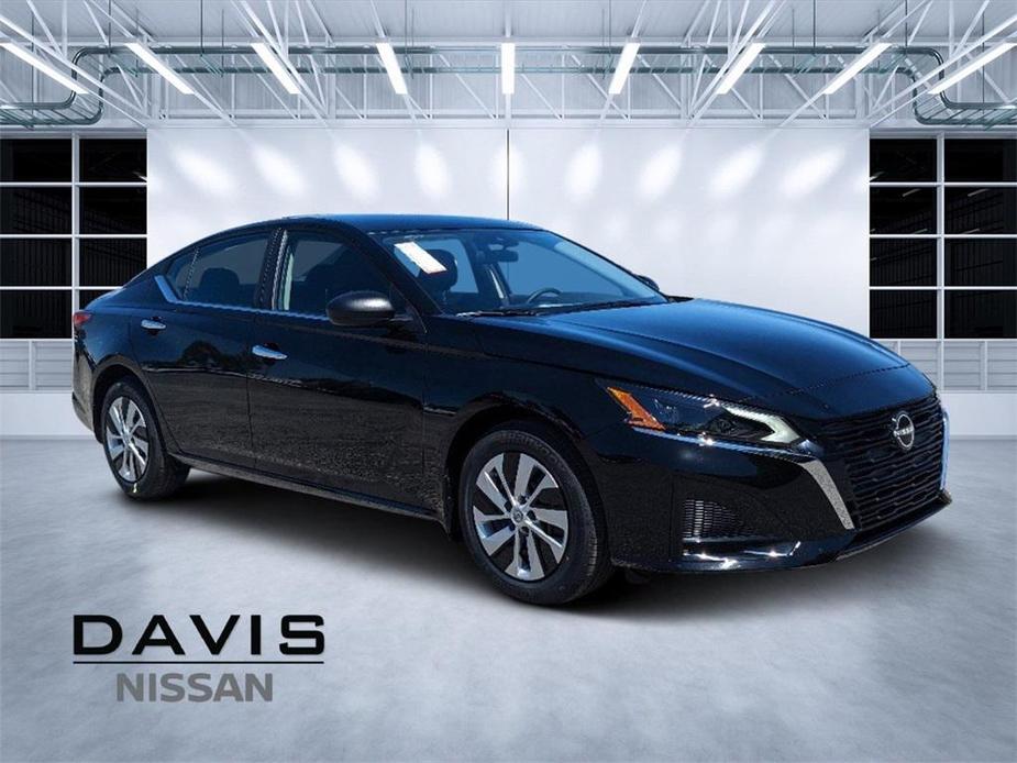 new 2024 Nissan Altima car, priced at $23,952