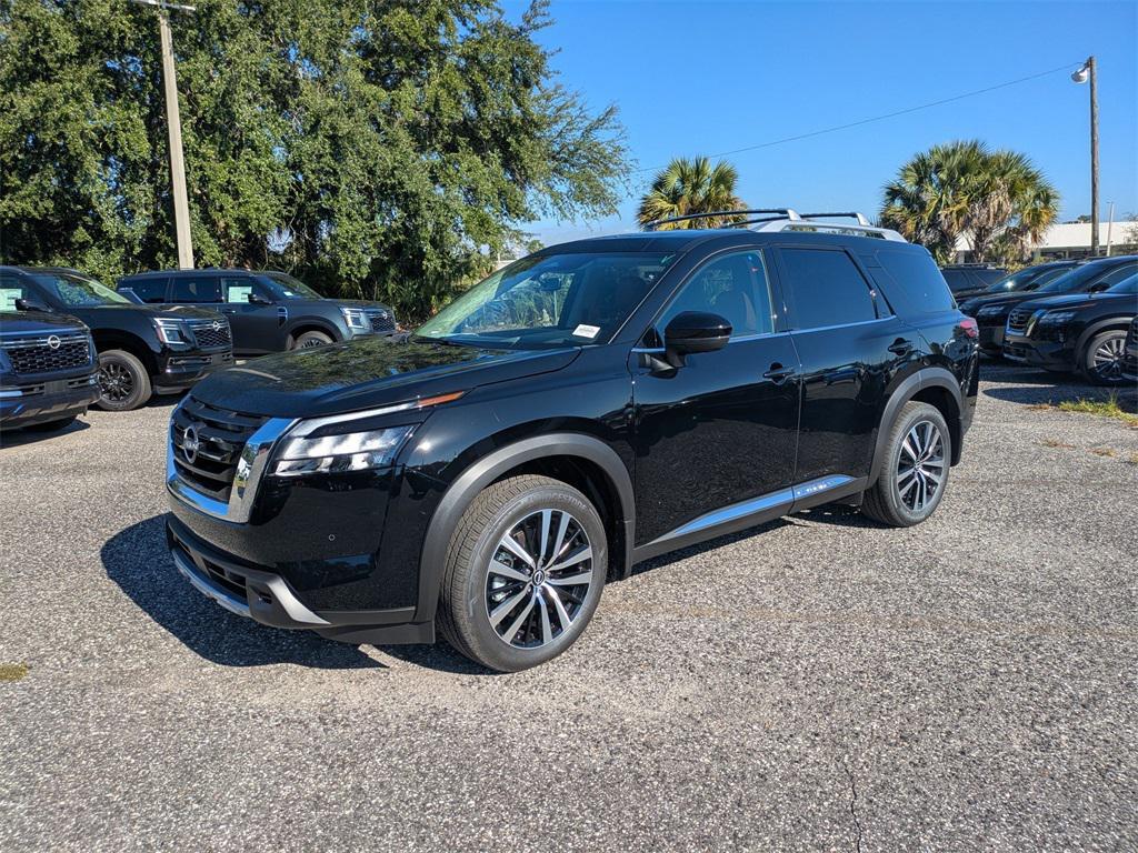 new 2025 Nissan Pathfinder car, priced at $42,905