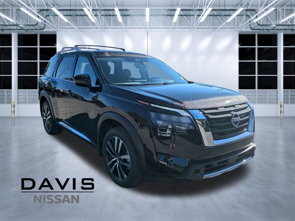 new 2025 Nissan Pathfinder car, priced at $42,905