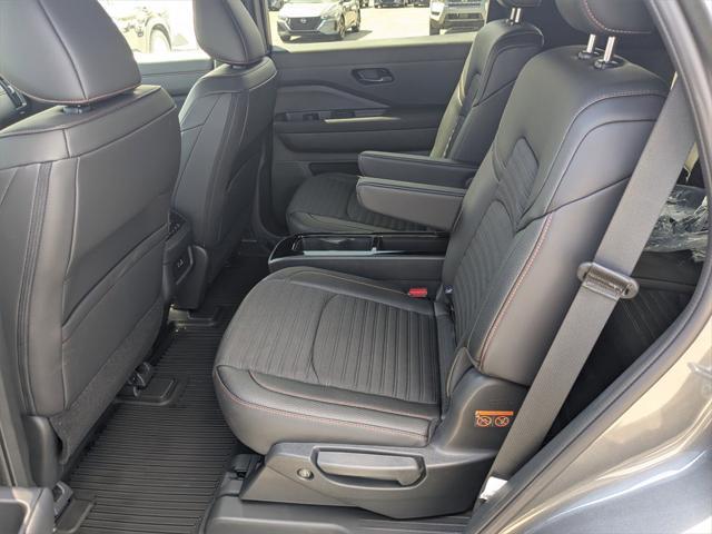 new 2025 Nissan Pathfinder car, priced at $43,180