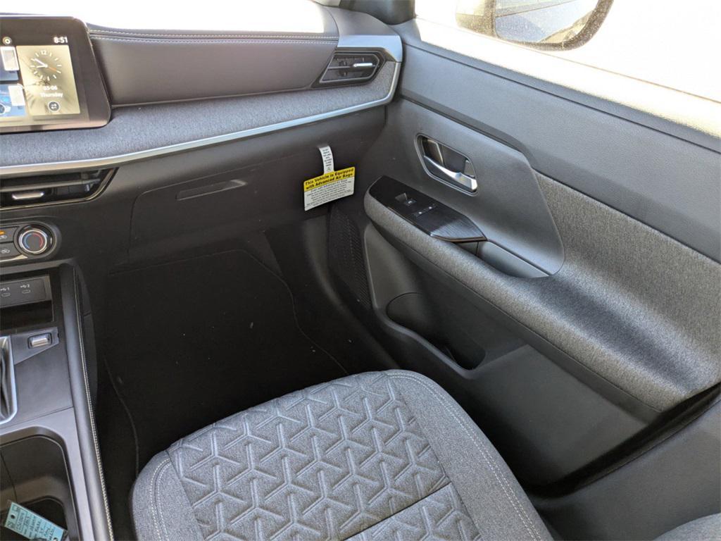 new 2025 Nissan Kicks car, priced at $24,335