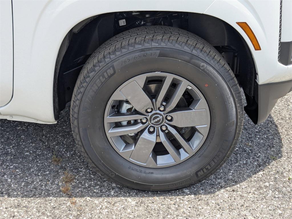 new 2025 Nissan Frontier car, priced at $30,617