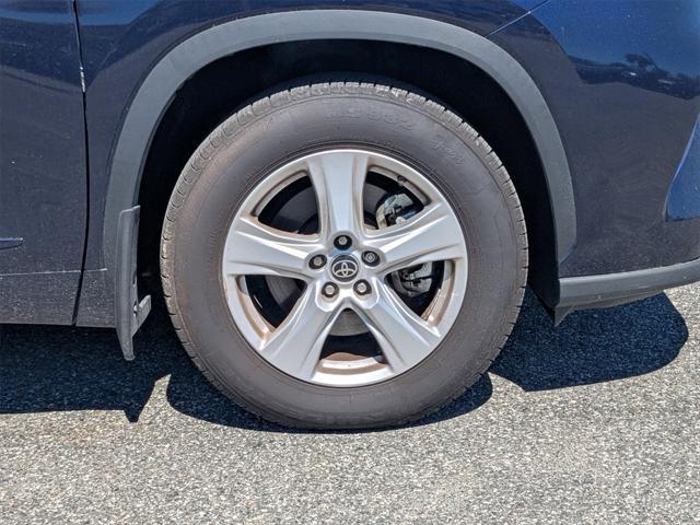 used 2023 Toyota Highlander car, priced at $32,598