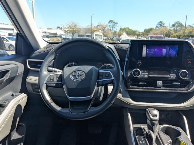 used 2023 Toyota Highlander car, priced at $32,598