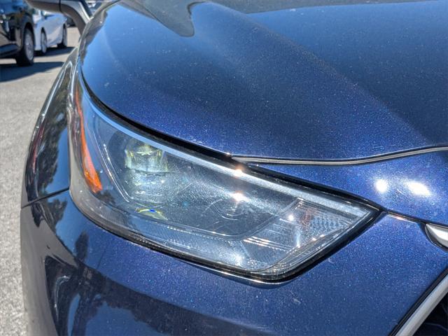 used 2023 Toyota Highlander car, priced at $32,598